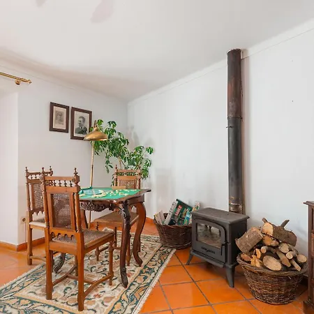 Casa Da Avo Genoveva Tomar